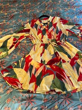 Live 4 Truth Multicolor Abstract Leaf-Print Tunic